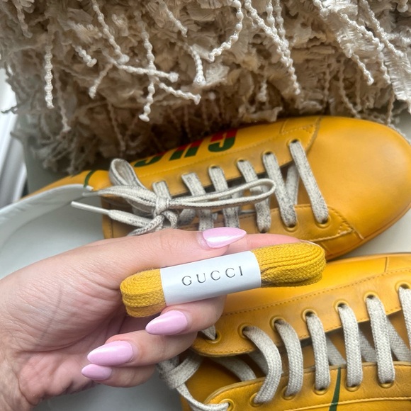 NEW GUCCI Distressed Calfskin Mens Ace Blade Sneakers - Picture 5 of 6